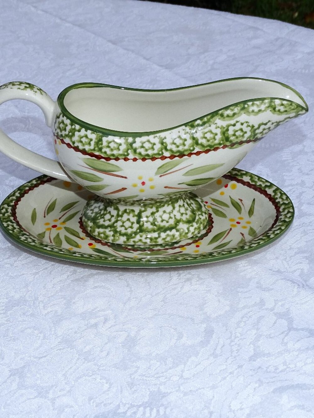 Temptations Presentation Stoneware Gravy Boat with Plate